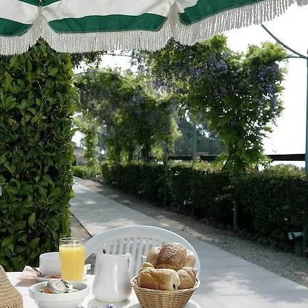 Отель Des Oliviers