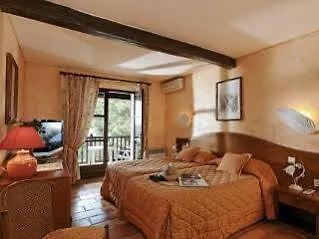 Des Oliviers Otel 3*