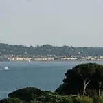 Des Oliviers Hotel 3*